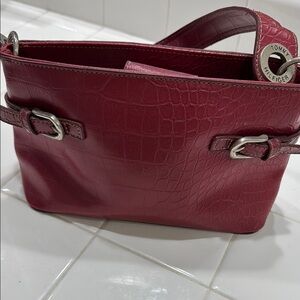 Tommy Hilfiger Vintage Red Shoulder Bag with Croc Embossed Texture